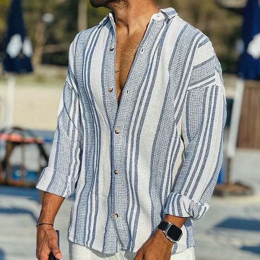 Stylish Men's Shirt in a Striped Pattern for a Casual Look